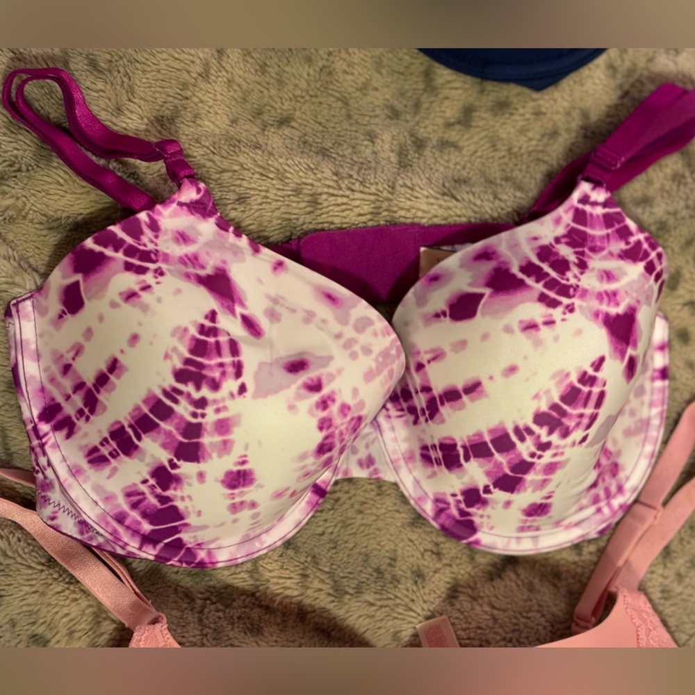 Three Victoria’s Secret 36D bras NWOT. Two are perfect coverage and a Demi. - Picture 3 of 11